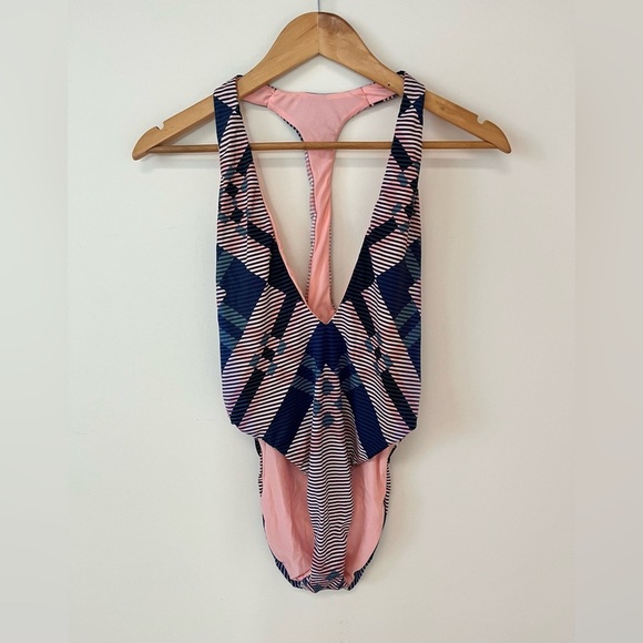 The Bikini Lab Women's Size Medium Plunge Front One-Piece Swimsuit Pink - Picture 3 of 8